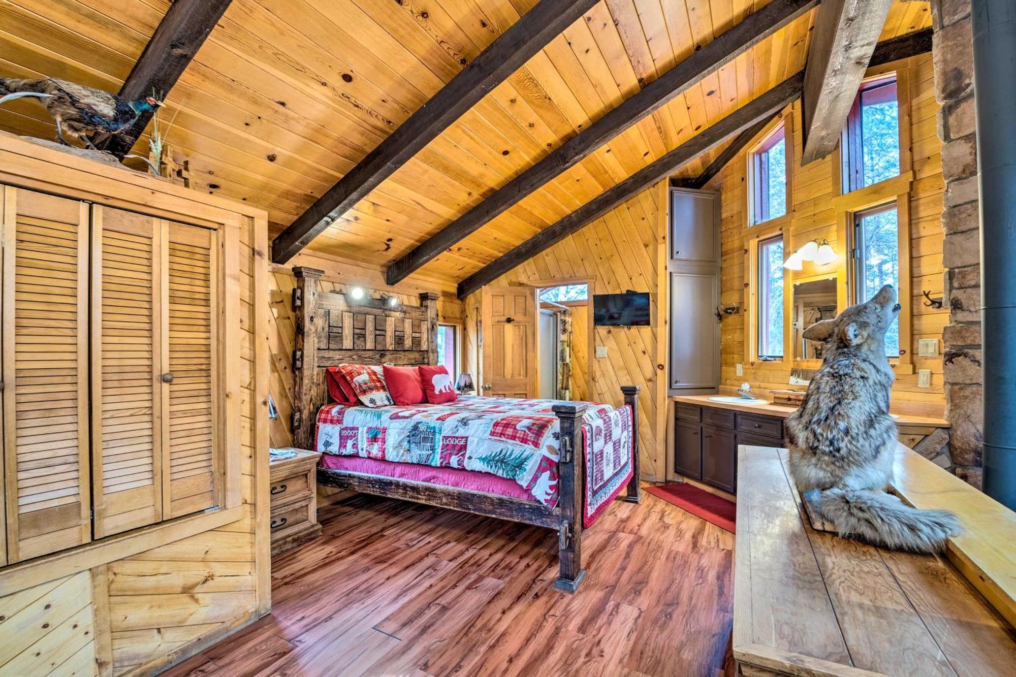 Unique Bear Country Cabin In Ruidoso With Hot Tub! Exterior photo