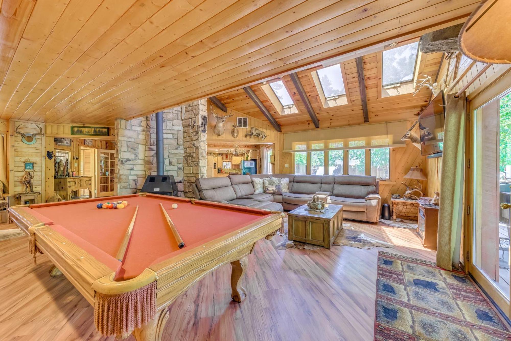 Unique Bear Country Cabin In Ruidoso With Hot Tub! Exterior photo