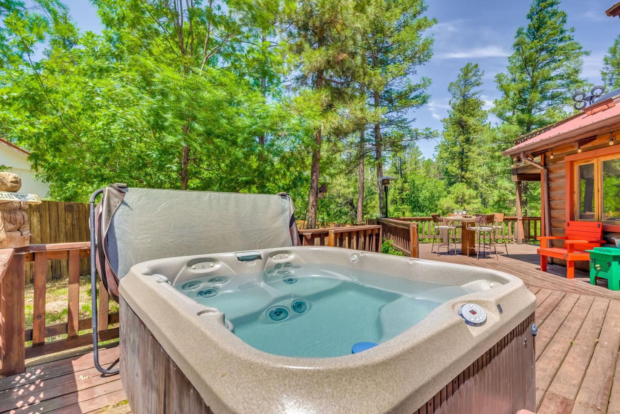 Unique Bear Country Cabin In Ruidoso With Hot Tub! Exterior photo